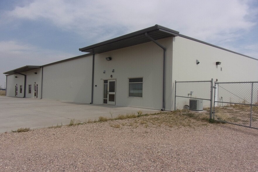 6645 Swan Ct, Cheyenne, WY à louer - Photo du bâtiment - Image 2 de 8