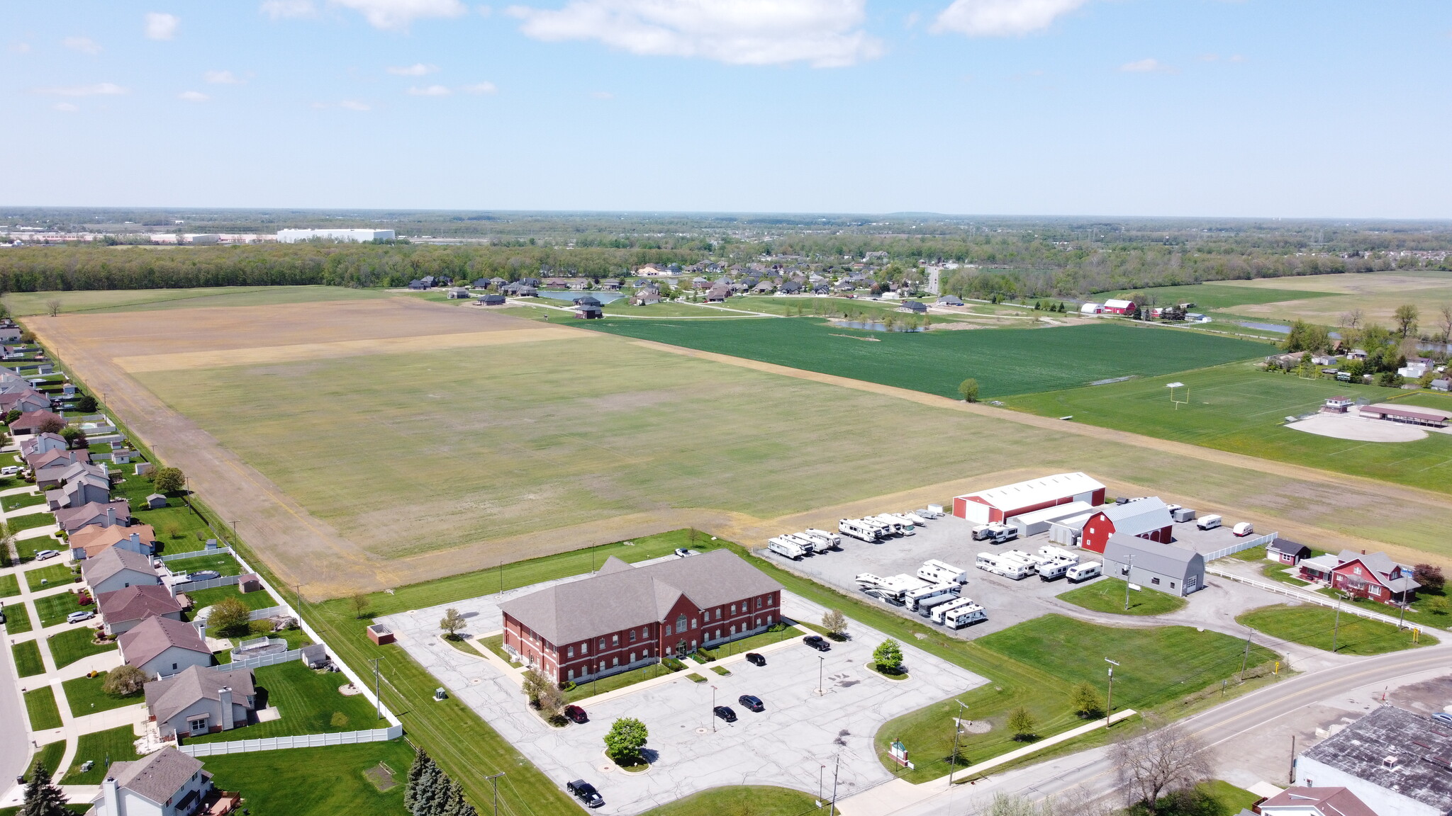 7825 N Dixie Hwy, Newport, MI for lease Building Photo- Image 1 of 9