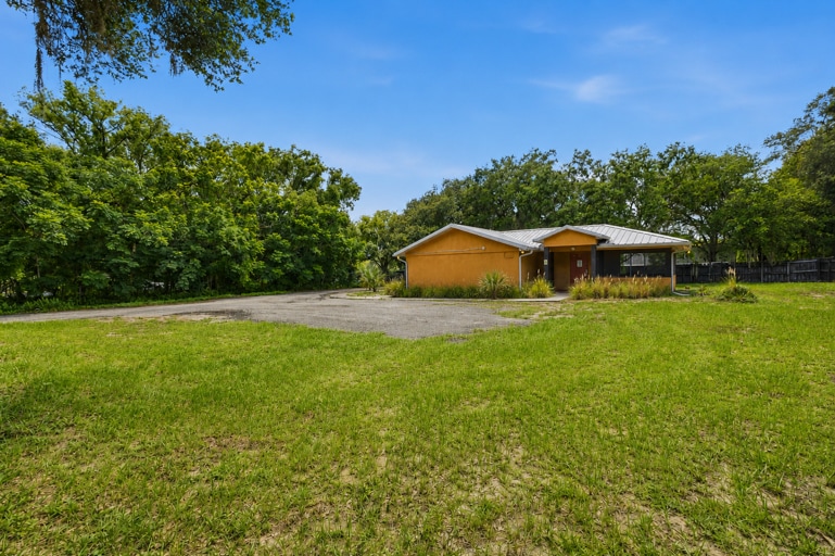 2250 N Volusia Ave, Orange City, FL for sale Building Photo- Image 1 of 33