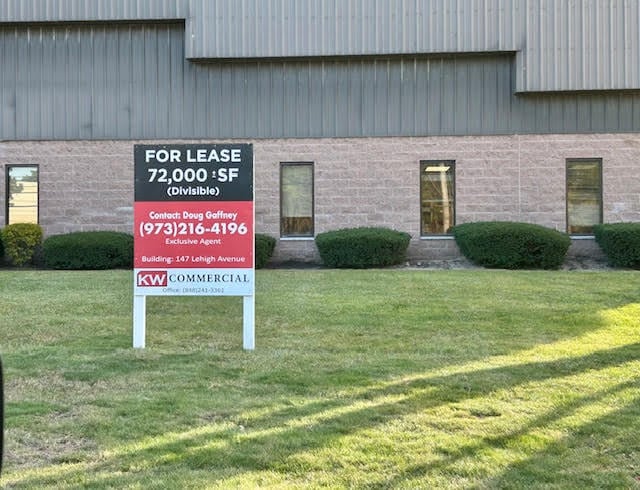 147 Lehigh Ave, Lakewood, NJ for sale - Building Photo - Image 3 of 7