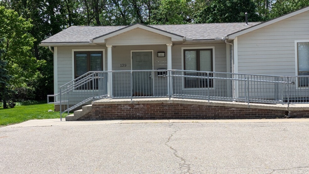 139 Lewis Ave, Circleville, OH à louer - Photo principale - Image 1 de 13