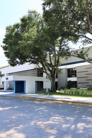 106 Boston Ave, Altamonte Springs, FL for lease - Building Photo - Image 2 of 12