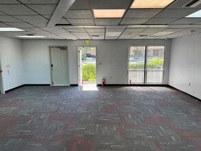 7777 N 131st St, Seminole, FL for lease Interior Photo- Image 2 of 7