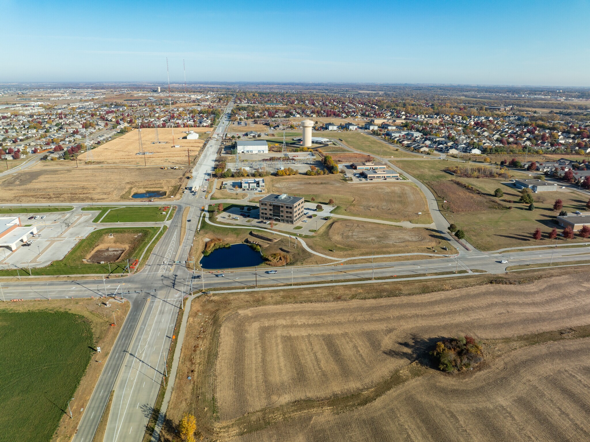 5460 West Pky, Johnston, IA à vendre Photo du bâtiment- Image 1 de 5