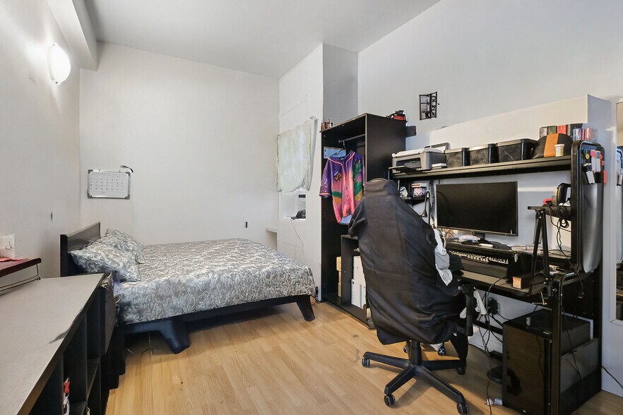 202 Rochester St, Ottawa, ON à vendre - Photo du bâtiment - Image 2 de 18