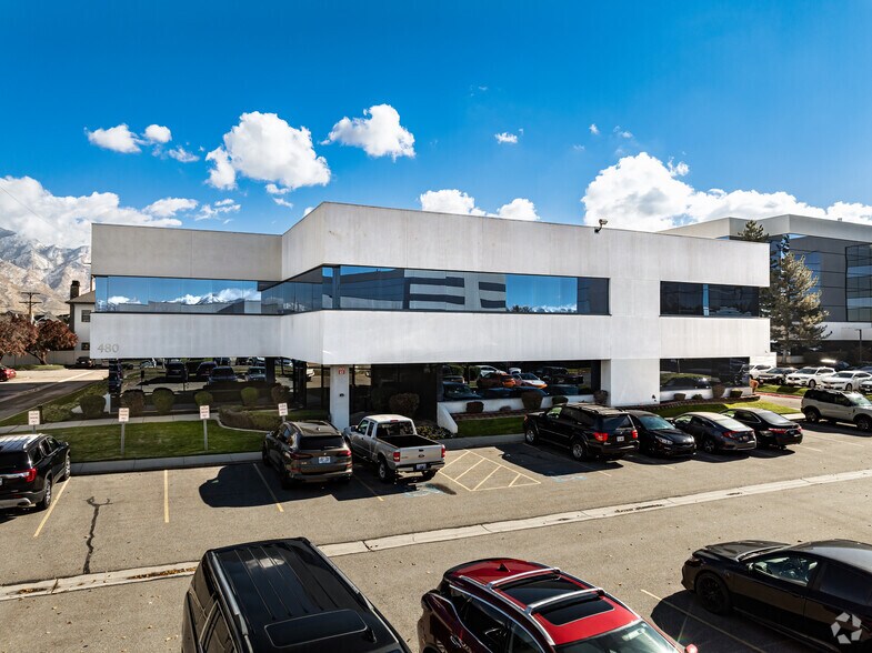 480 E Winchester St, Murray, UT à vendre - Photo principale - Image 1 de 11