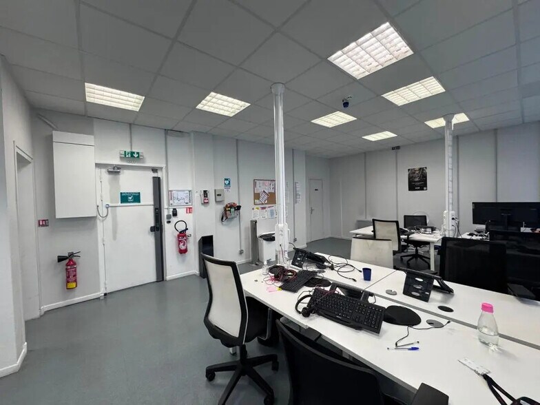 Bureau dans Paris à vendre - Photo du bâtiment - Image 3 de 12