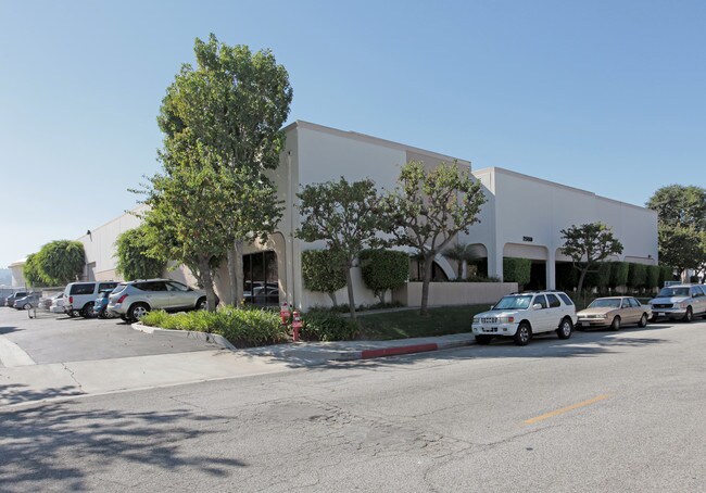 More details for 2550-2560 W 237th St, Torrance, CA - Industrial for Lease