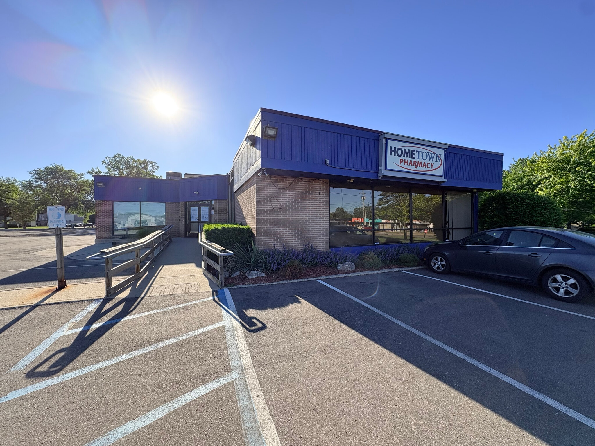 4252 Kalamazoo Ave SE, Grand Rapids, MI for sale Building Photo- Image 1 of 9