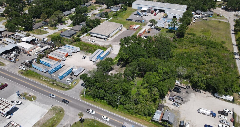 7000 E Broadway Ave, Tampa, FL à louer - Photo du bâtiment - Image 1 de 1