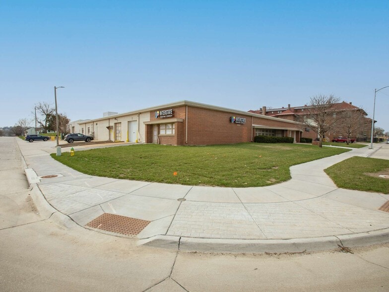 2002 N 16th St, Omaha, NE for sale - Building Photo - Image 1 of 10