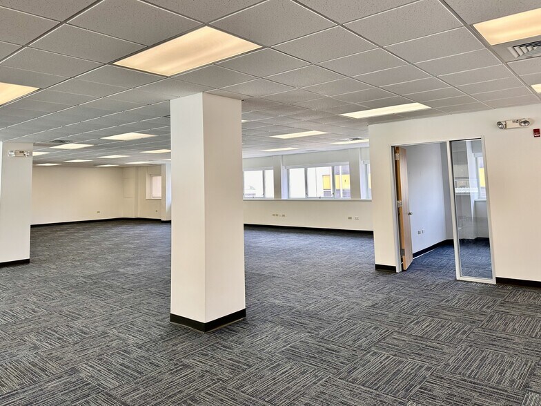 99 N King St, Honolulu, HI à louer - Photo du bâtiment - Image 2 de 5