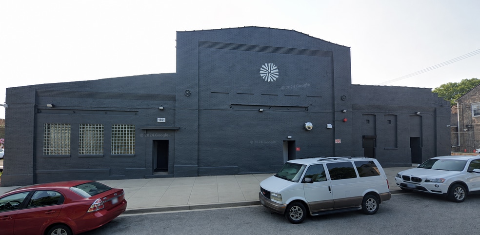 1601 S Wolcott Ave, Chicago, IL for lease - Building Photo - Image 3 of 5