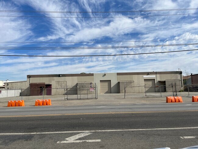 Plus de détails pour 1760 S 7th St, San Jose, CA - Industriel à louer