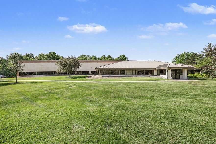 401 W Morgan Rd, Ann Arbor, MI for sale - Building Photo - Image 2 of 8