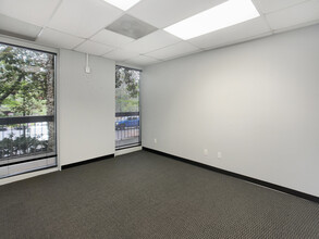 200 Cahaba Park Cir, Birmingham, AL à louer Photo intérieure- Image 2 de 16