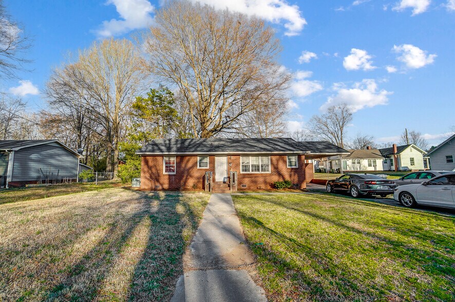 Monroe, NC Single-Family Portfolio portefeuille de 4 propriétés à vendre sur LoopNet.ca - Photo du bâtiment - Image 2 de 4