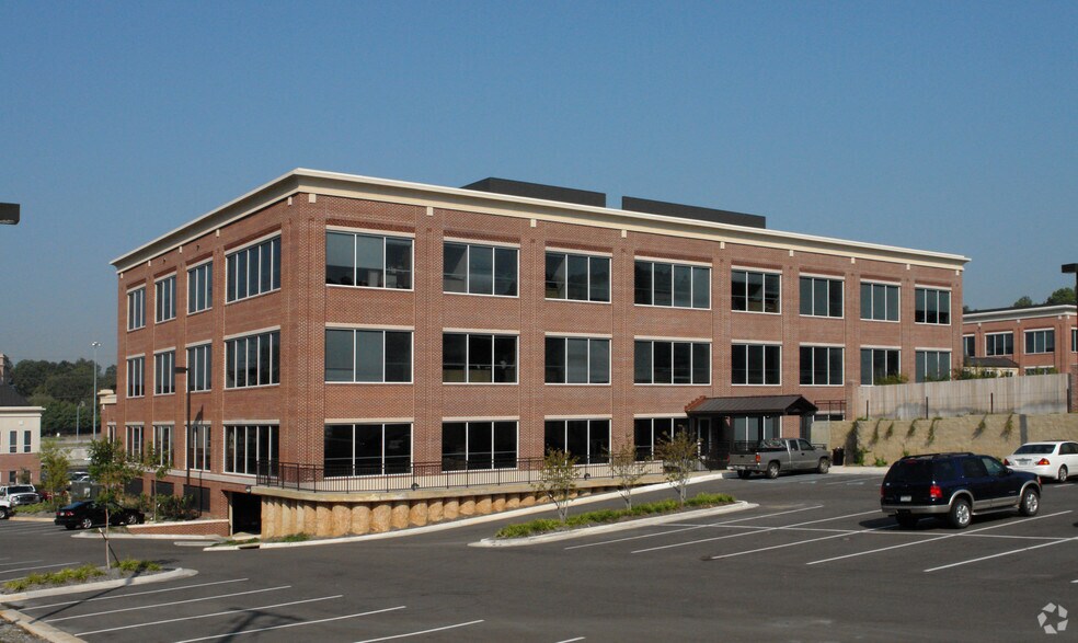 1400 Meadowbrook Rd, Jackson, MS à louer - Photo du bâtiment - Image 2 de 3