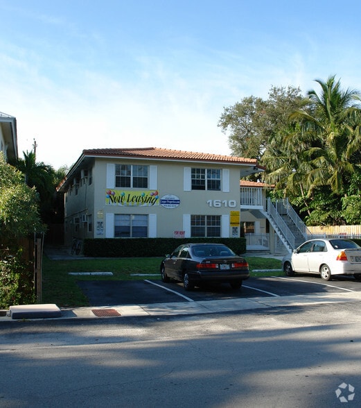 1610 NE 3rd Ct, Fort Lauderdale, FL for sale - Building Photo - Image 3 of 4