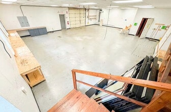 1821 S 1st St, Rogers, AR for lease Interior Photo- Image 1 of 2