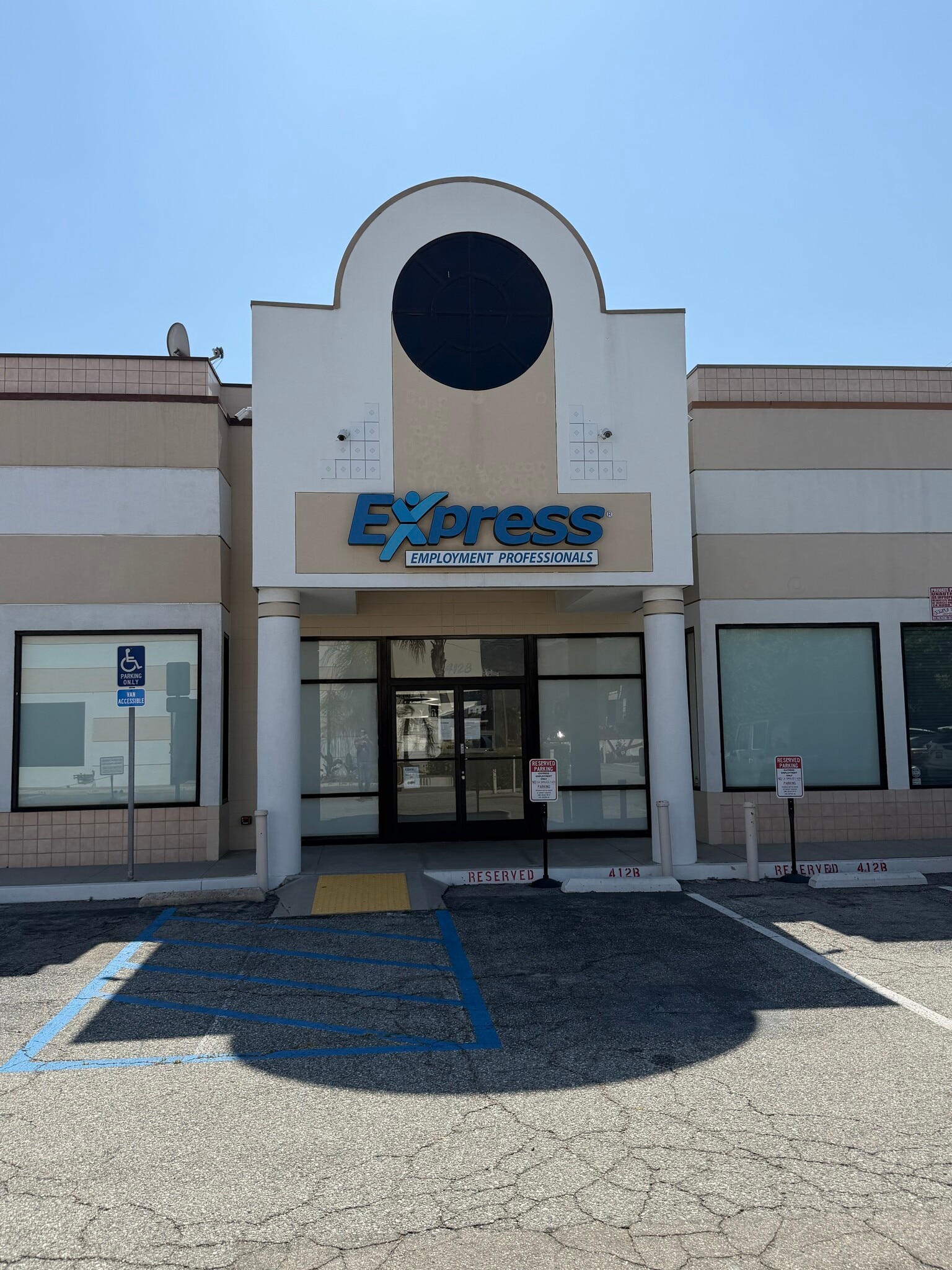 412-418 W Colorado St, Glendale, CA for lease Building Photo- Image 1 of 6