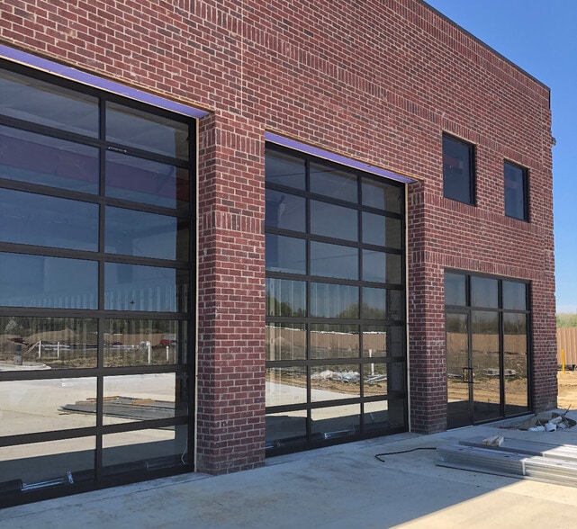 54191 Gratiot Ave, Chesterfield Township, MI for lease - Building Photo - Image 3 of 5