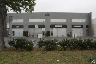 1031 W Manchester Blvd, Inglewood, CA for lease Building Photo- Image 2 of 5