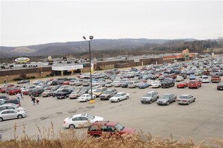 Plus de détails pour 1952 University Dr, Lemont Furnace, PA - Bureau/Médical, Local commercial à louer