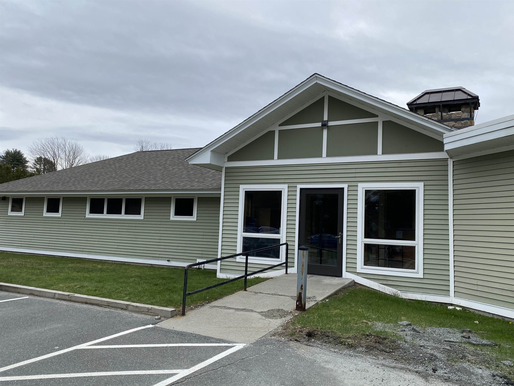 81 Bethlehem Rd, Littleton, NH for lease Building Photo- Image 1 of 3