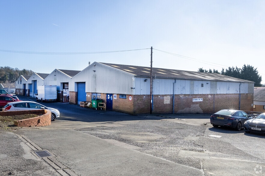 High Holborn Rd, Ripley for lease - Primary Photo - Image 1 of 3