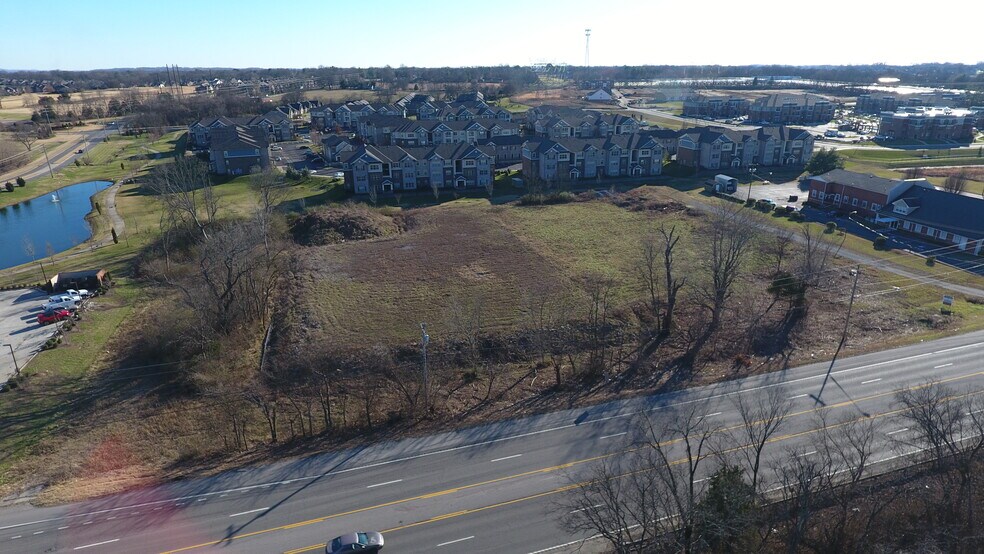 31E Nashville Pike, Gallatin, TN à vendre - Aérien - Image 2 de 2