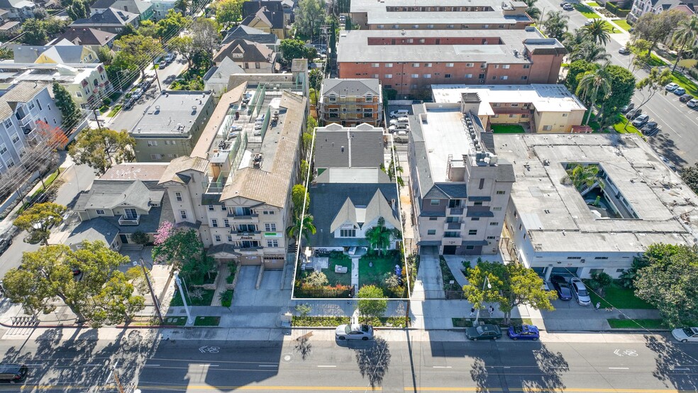 1256 W Adams Blvd, Los Angeles, CA à vendre - Aérien - Image 2 de 22