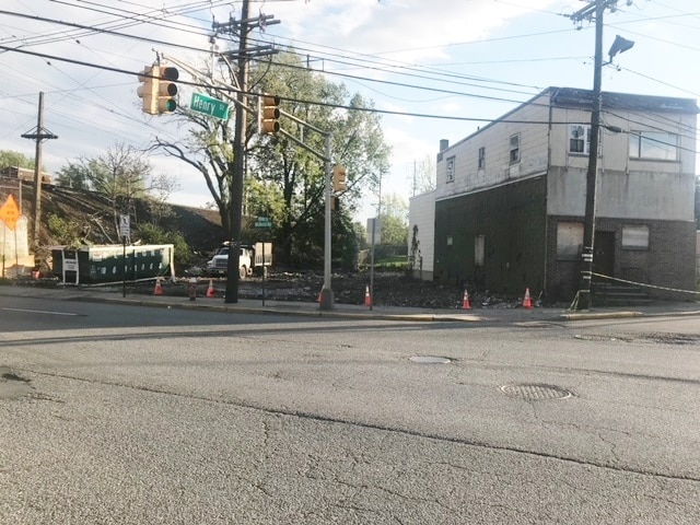 15-17 Henry St, Secaucus, NJ à vendre - Photo du bâtiment - Image 2 de 10