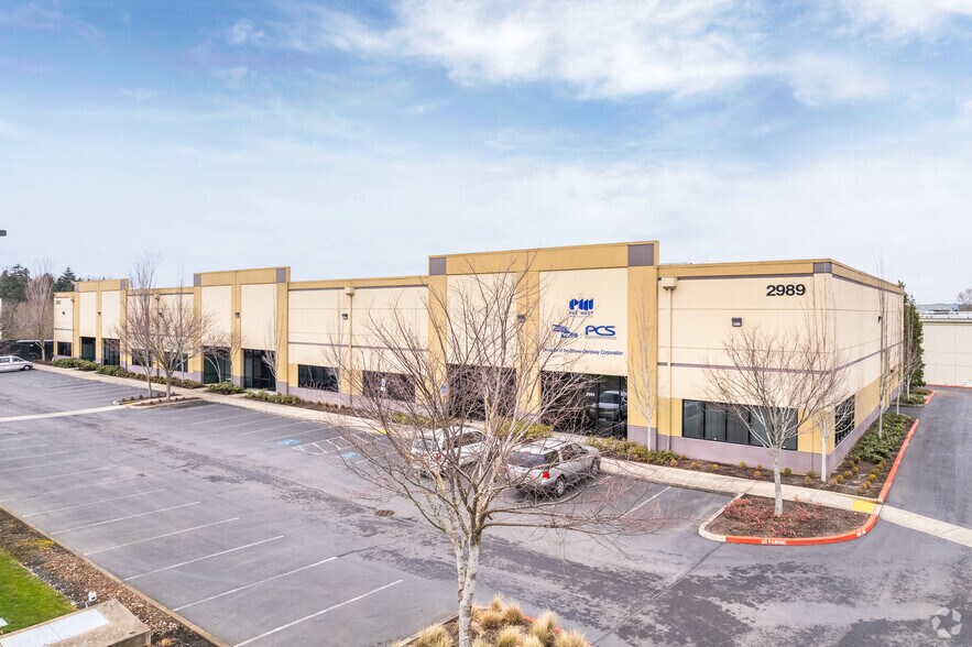 3009-3033 NE 172nd Pl, Portland, OR à louer - Photo principale - Image 1 de 5