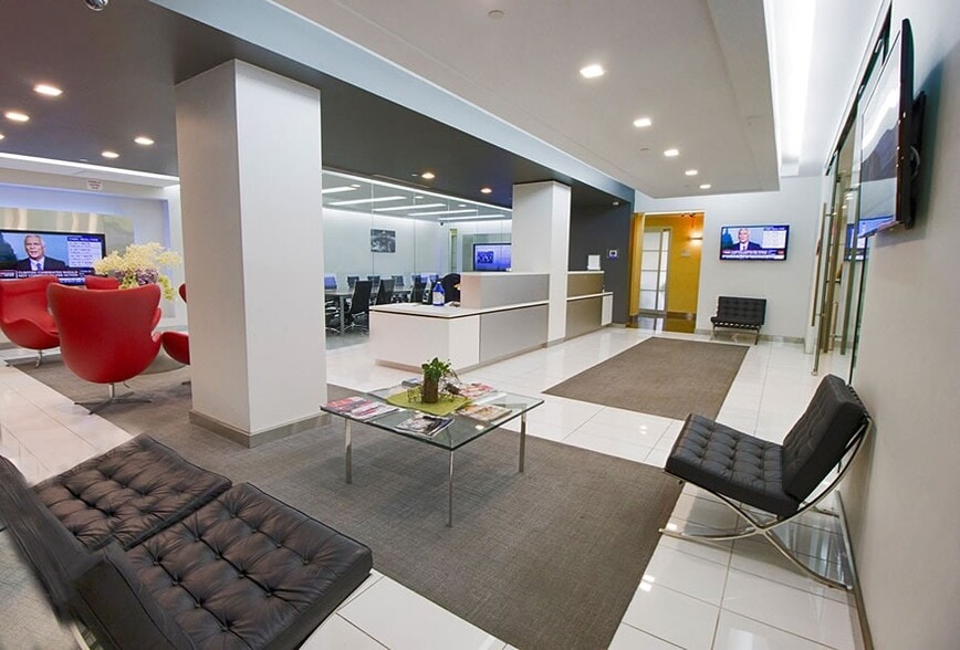 31 W 34th St, New York, NY for lease - Building Photo - Image 1 of 11