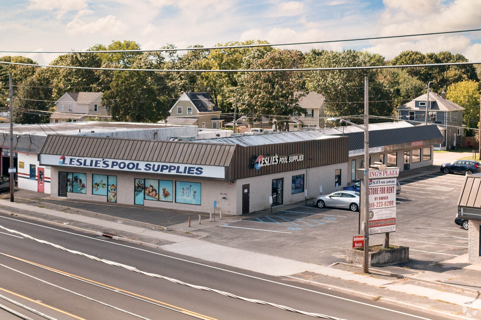 646 Route 112, Patchogue, NY à louer Photo du bâtiment- Image 1 de 16