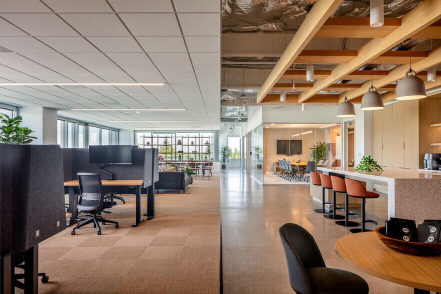 6101-6121 Bollinger Canyon Rd, San Ramon, CA à louer - Photo intérieure - Image 3 de 25