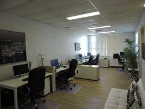 105A Vanessa St, Kingsgrove for lease Interior Photo- Image 2 of 4