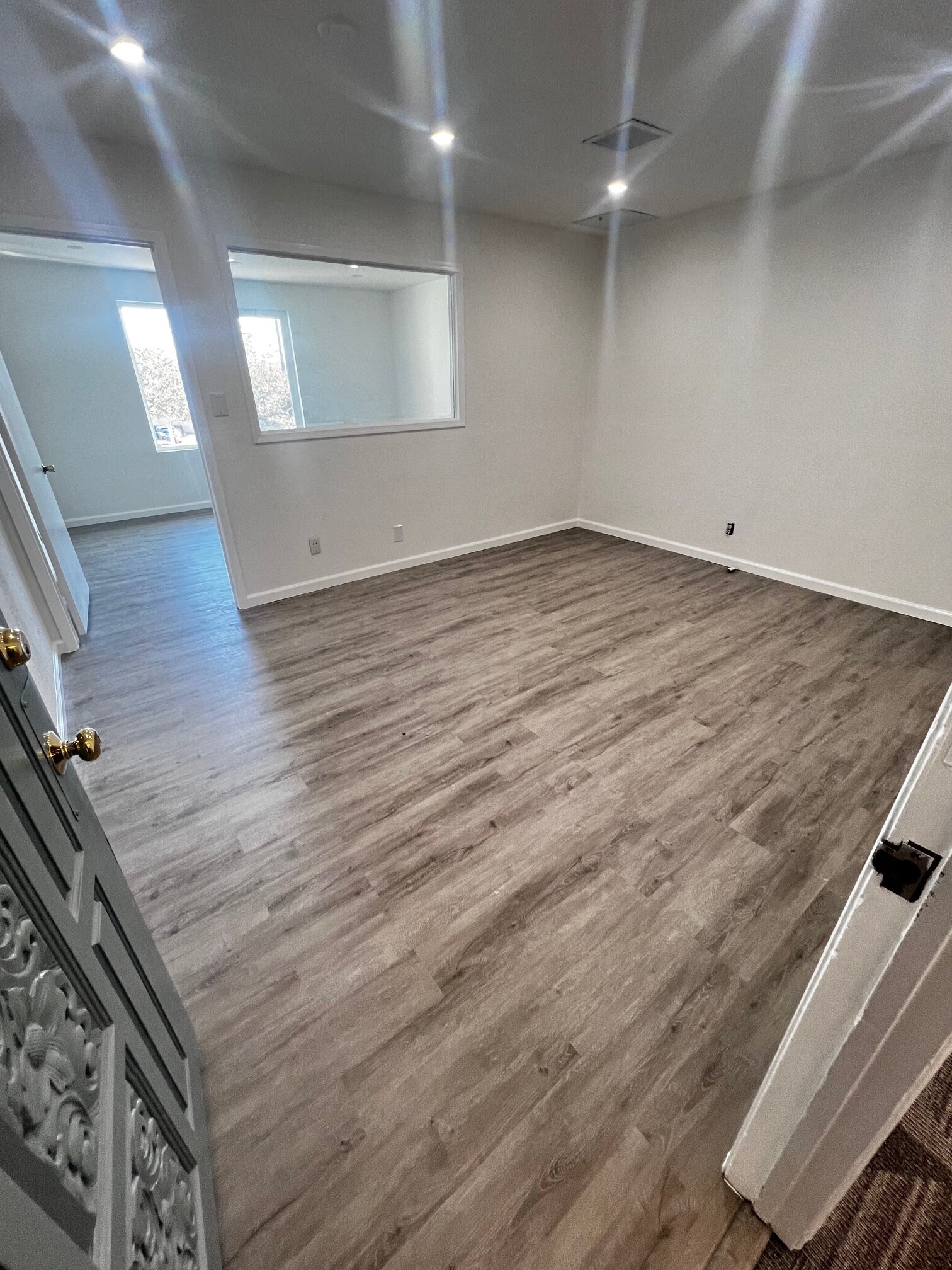 18582 Beach Blvd, Huntington Beach, CA for lease Interior Photo- Image 1 of 2