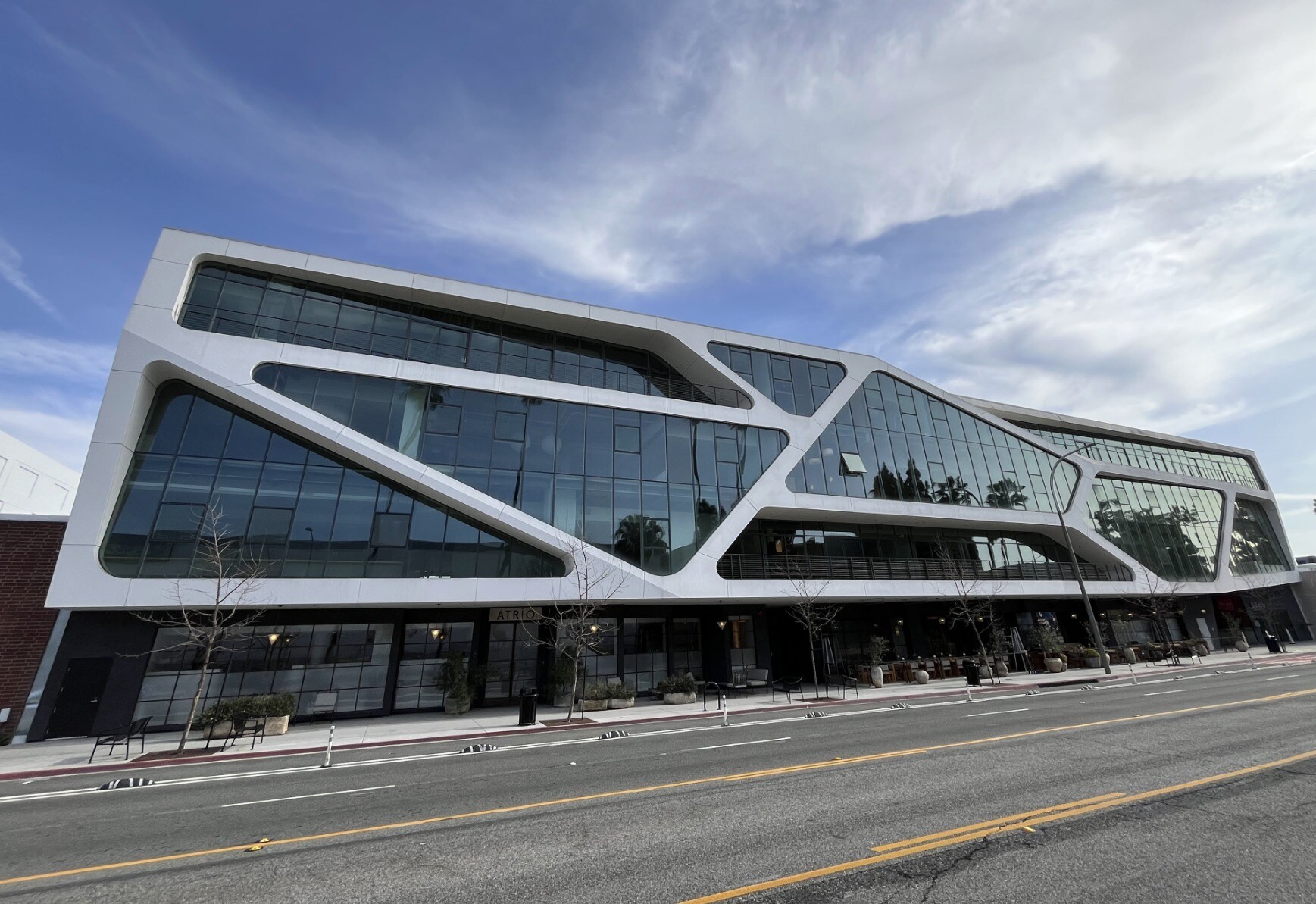 8888 Washington Blvd, Culver City, CA for lease Building Photo- Image 1 of 12