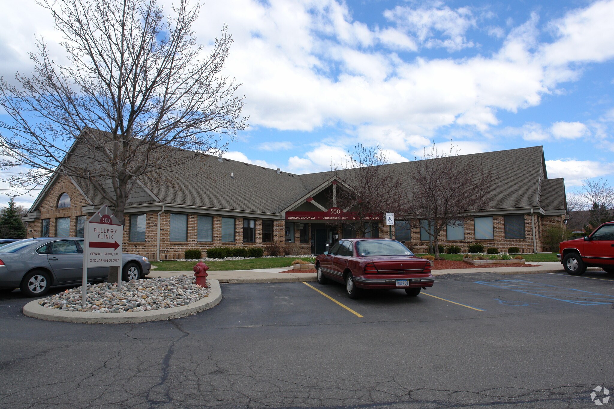231 W Lake Lansing Rd, East Lansing, MI for lease Primary Photo- Image 1 of 4