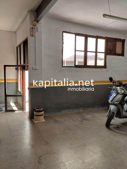 Retail in València, Valencia for sale - Building Photo - Image 2 of 9
