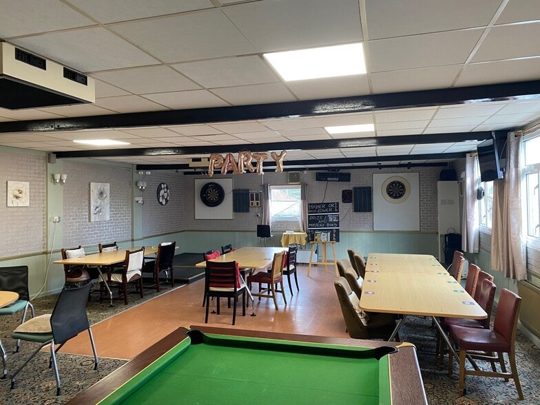 Station Appr, Andover for sale - Building Photo - Image 3 of 3