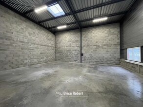 Flex dans Chassieu à louer Photo intérieure- Image 1 de 3