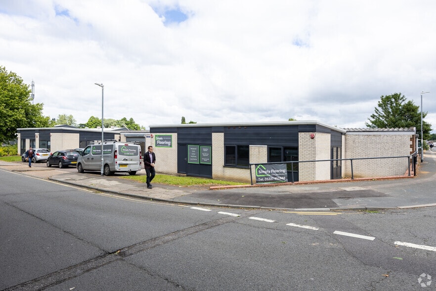 1-5 Cow Ln, Canterbury for lease - Building Photo - Image 2 of 3