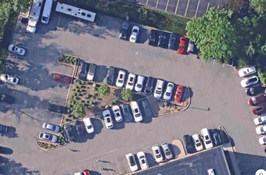 91 Ruckman Rd, Closter, NJ à louer - Photo du bâtiment - Image 2 de 4