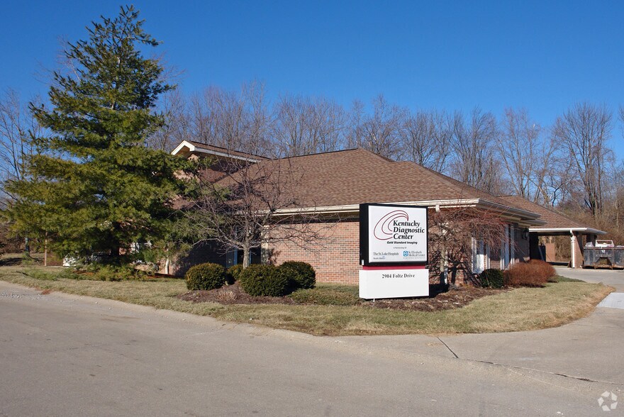 2904 Foltz Dr, Edgewood, KY à vendre - Photo principale - Image 1 de 6