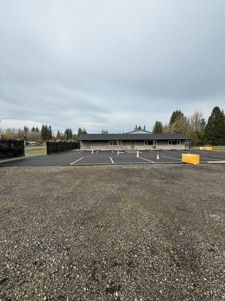 7702 NE 219th St, Battle Ground, WA for lease - Primary Photo - Image 1 of 8