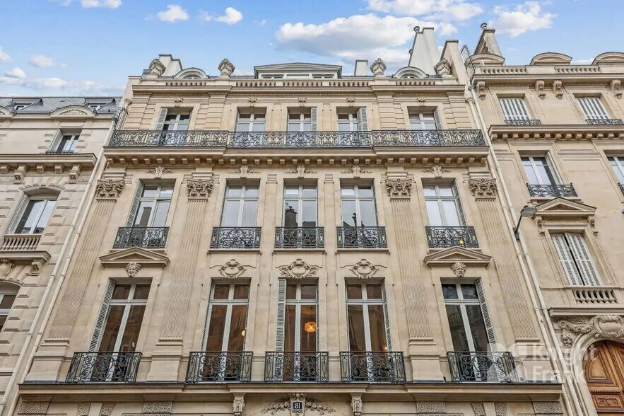 81 Rue De Monceau, Paris à louer - Photo du bâtiment - Image 1 de 11