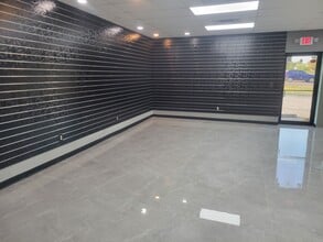 14745 W Tx-29 Hwy, Liberty Hill, TX for lease Interior Photo- Image 1 of 5